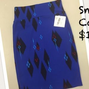 LuLaRoe Cassie skirt